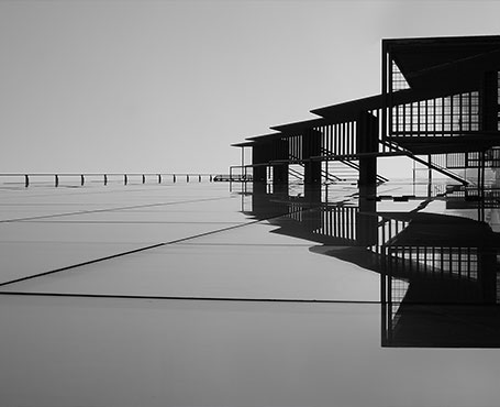 龍瑩建筑裝飾企業(yè)宣傳網(wǎng)站